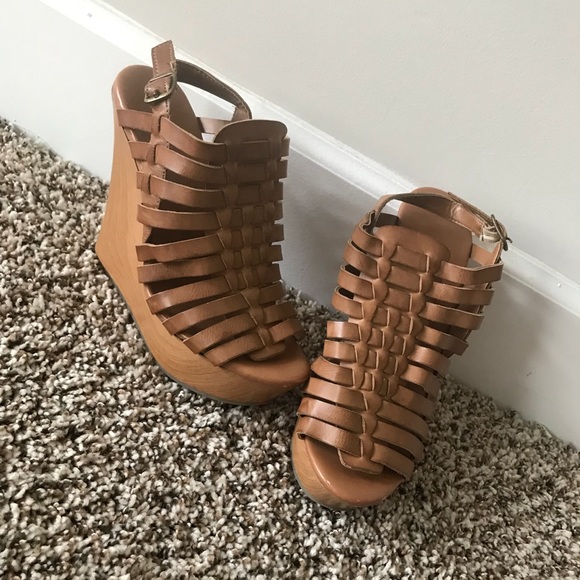 Shoes - Wedges